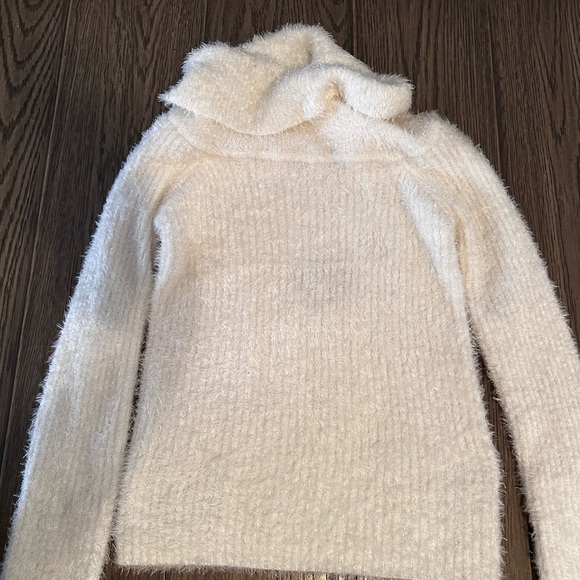 Elegant Cream Cowl Neck Sweater - Picture 3 of 4